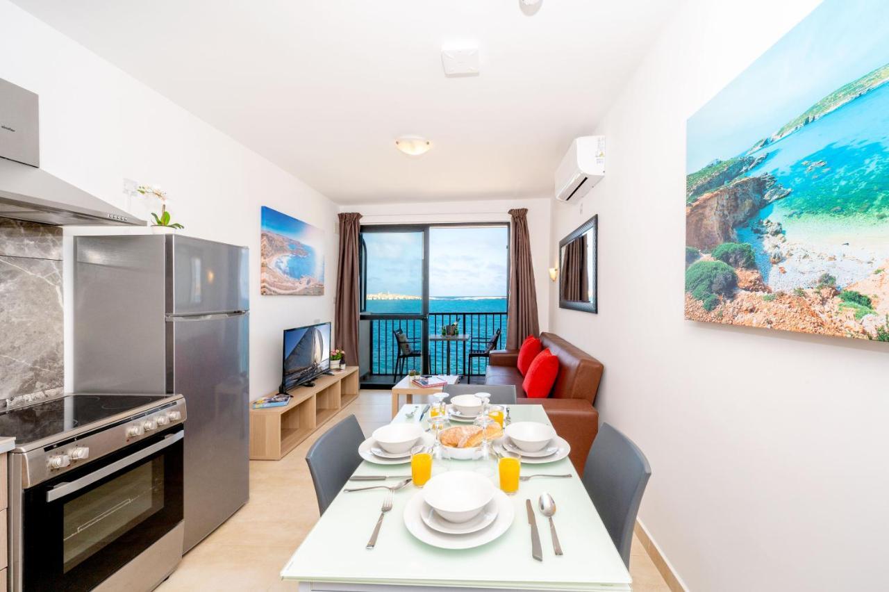 Islet Promenade Seafront 1 Bedroom Apartment With Sea View Balcony By Getawaysmalta 세인트폴스베이 외부 사진